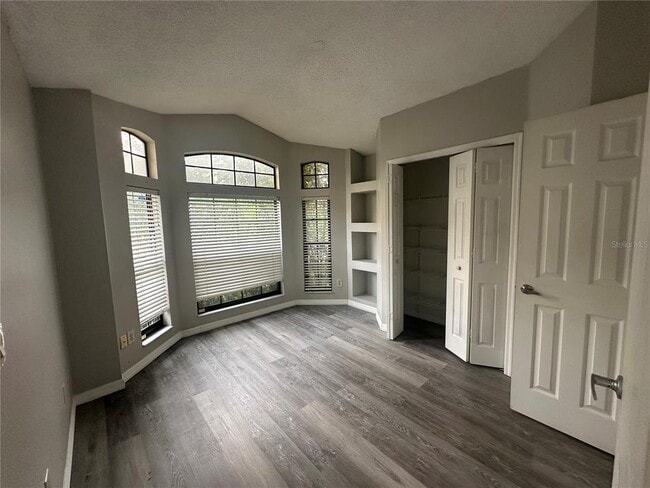 Building Photo - 929 Rosinia Ct