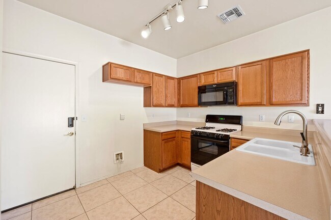 Building Photo - 8254 W Kerr St