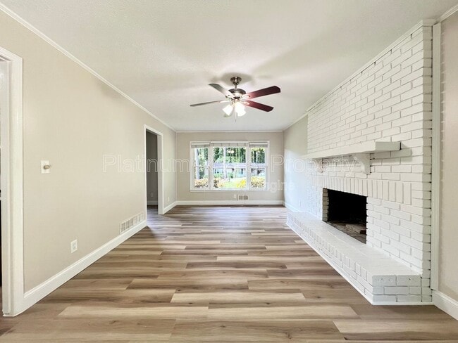 Building Photo - 1110 Washington Ave