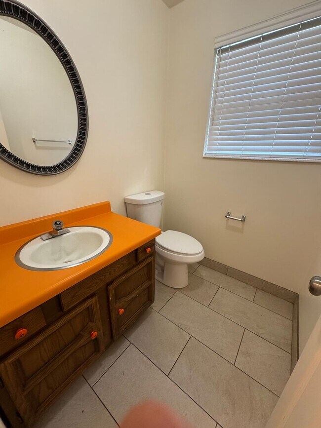 Building Photo - Incredible West Jordan home for rent!