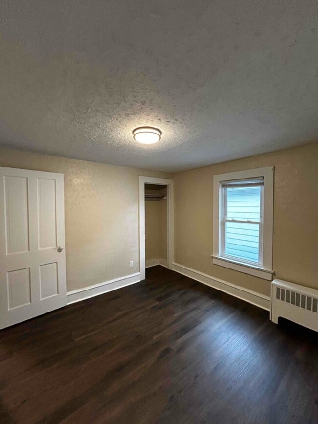 Building Photo - 327-329 Fremont Avenue