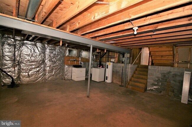 Building Photo - 507 Smoketree Ct