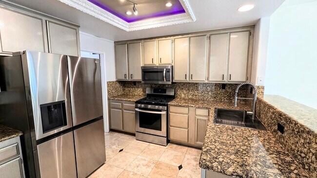 Building Photo - 231 Shorebreaker Dr