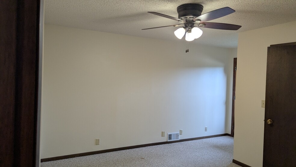 Bedroom - 425 McClellan St
