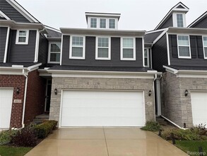 Building Photo - 4811 Broomfield Way