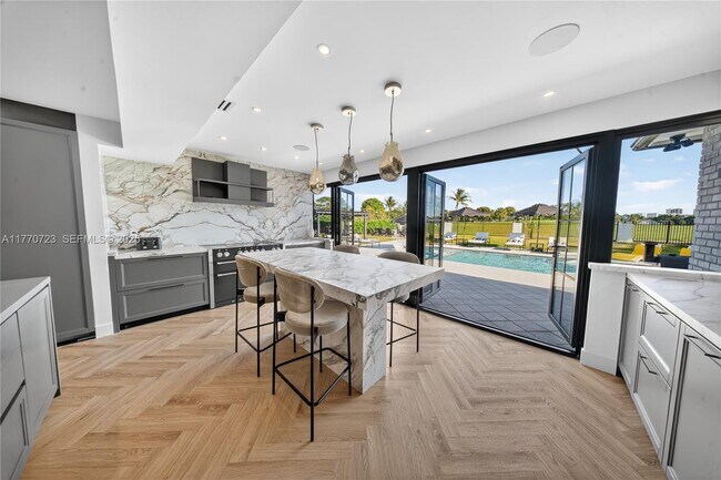 Building Photo - 4312 NE 22nd Ave