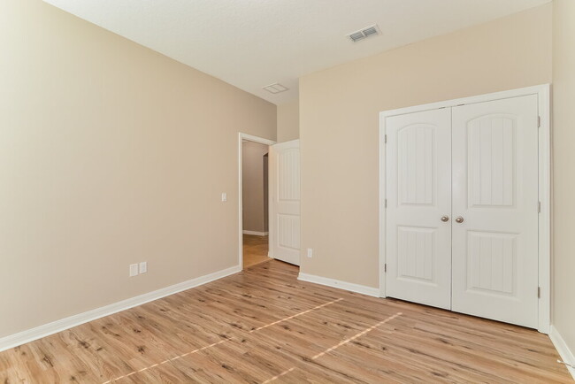 Building Photo - 3209 Olivia Breeze Dr