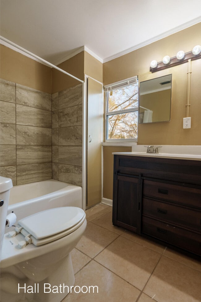 Building Photo - 3515 NW 8th Ave