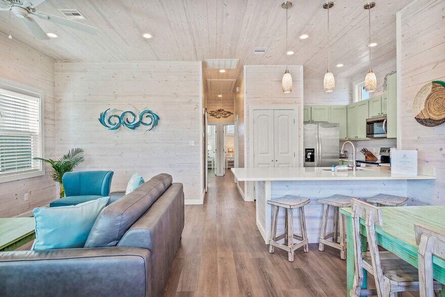 Building Photo - 5497 TX-361