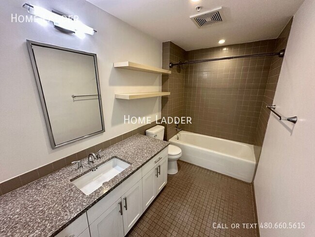 Building Photo - 620 N 4th Ave