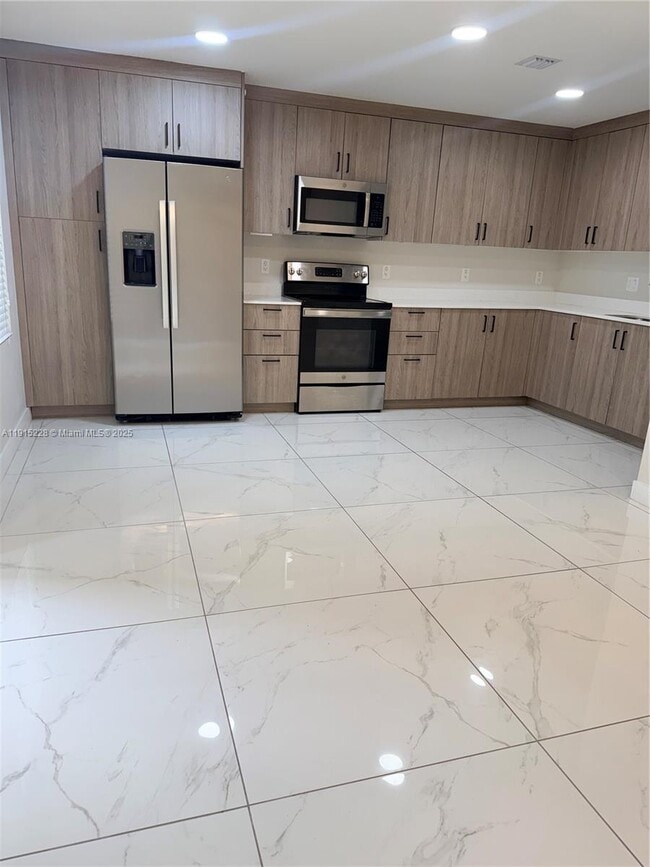 Building Photo - 25743 SW 144th Ave