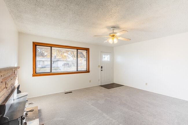 Building Photo - 1609 N Plateau Ave