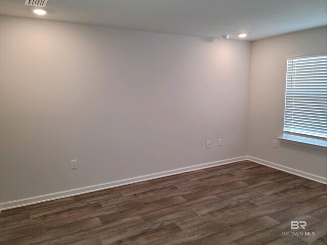 Building Photo - 10703 Northern Dancer Ct