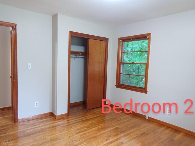 Building Photo - 1036 Skylark Dr