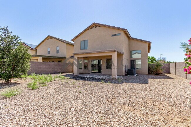 Building Photo - 2242 W Green Tree Dr