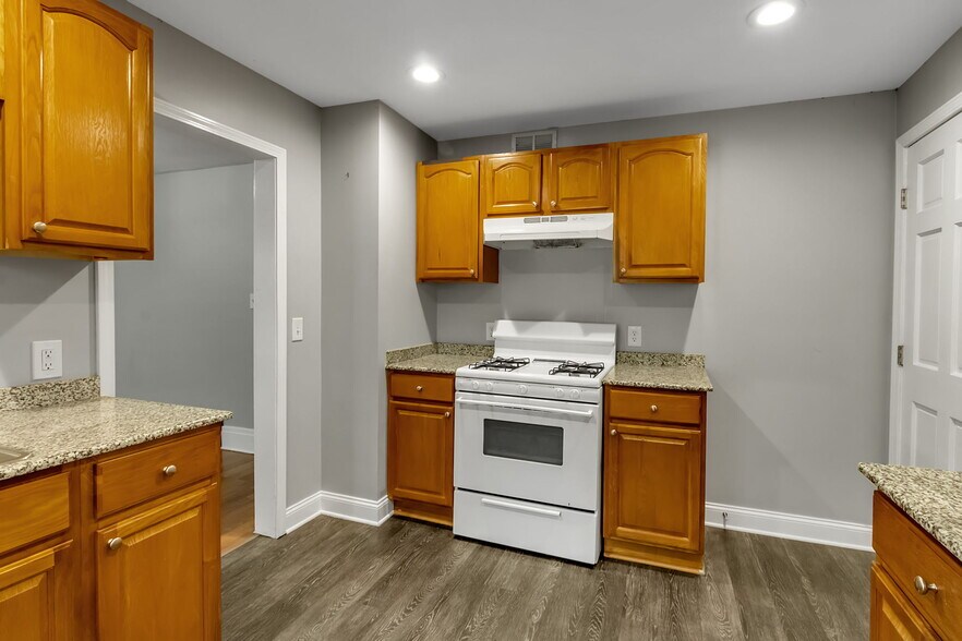 Building Photo - 272 Windermere Blvd