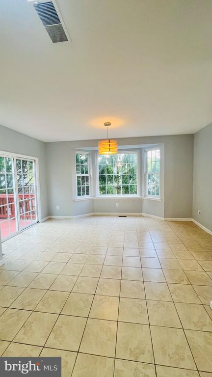 Building Photo - 7566 Grey Goose Way