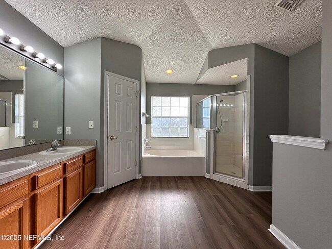Building Photo - 1295 Highfield Ln