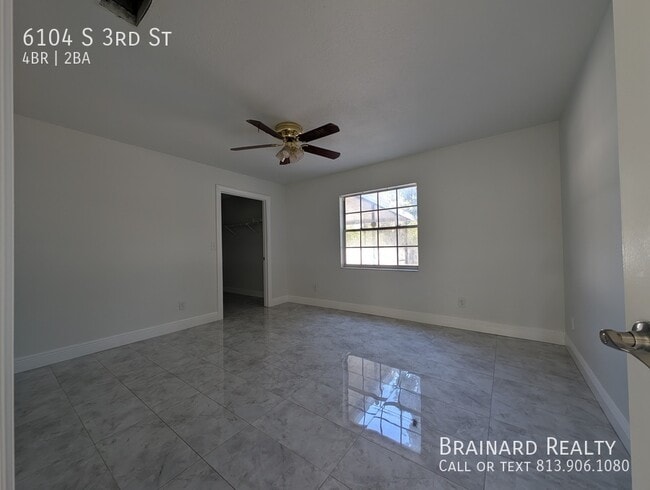 Building Photo - 6104 S 3rd St