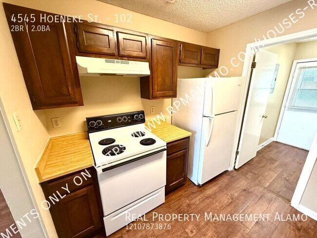 Building Photo - 4545 Hoeneke Dr