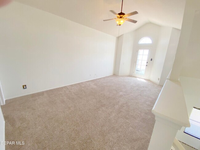 Building Photo - 4320 Loma Del Norte Dr