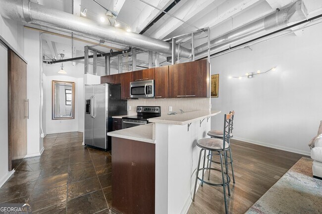 Building Photo - 878 Peachtree St NE