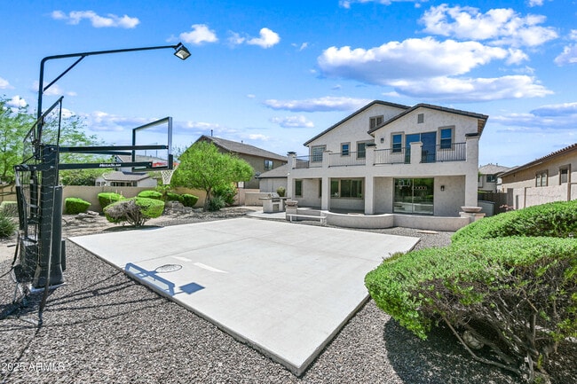 Building Photo - 2426 W Horsetail Trail