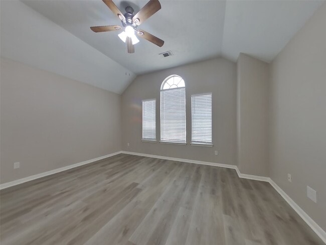 Building Photo - 2311 Daneswood Ct