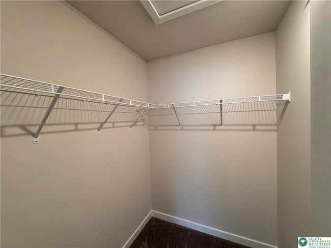 Building Photo - 4934 Brookside Ct