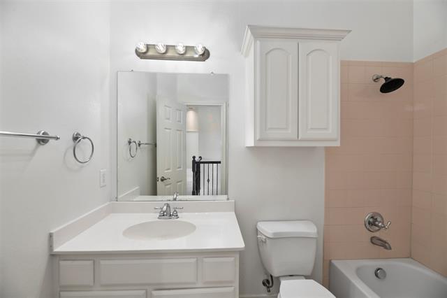 Building Photo - 1143 Polo Heights Dr