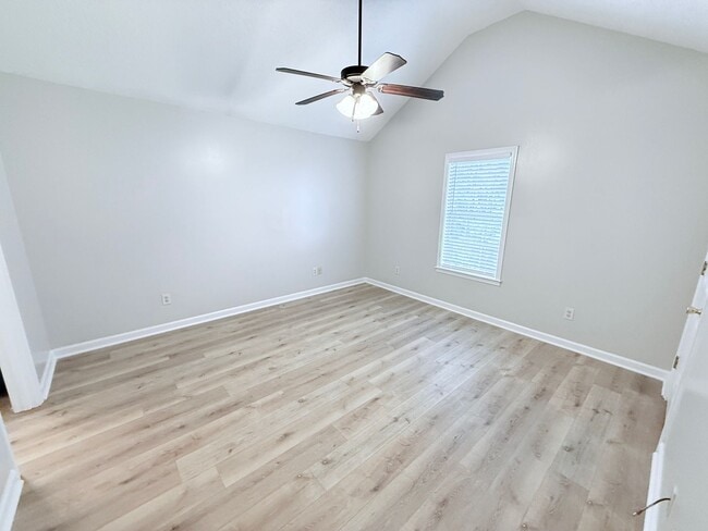 Building Photo - 3BR/3BA For Rent
