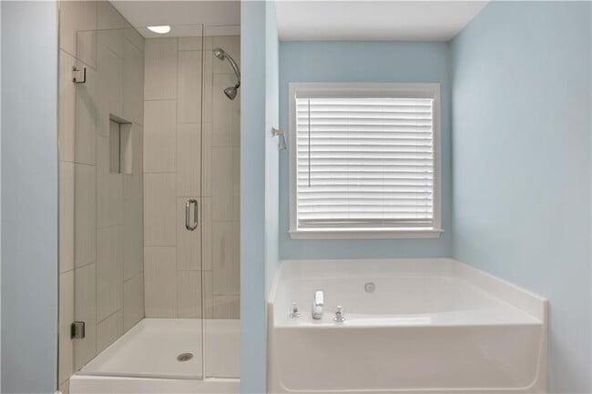 Building Photo - 617 Melilot Ln