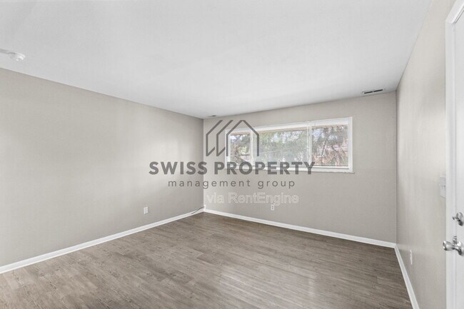 Building Photo - 1549 Oakland Park Ave