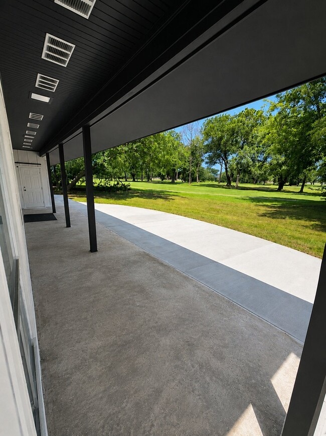 Building Photo - 2702 Apple Creek Cir