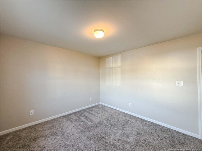 Building Photo - 475 Walters Run Dr