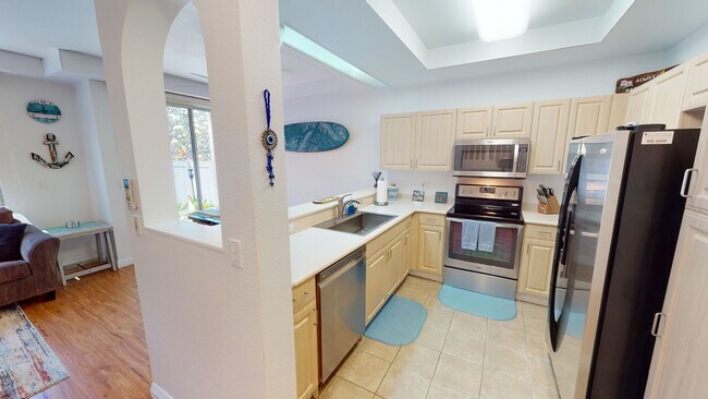 Building Photo - 92-1493 Aliinui Dr