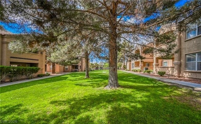 Building Photo - 8101 W Flamingo Rd