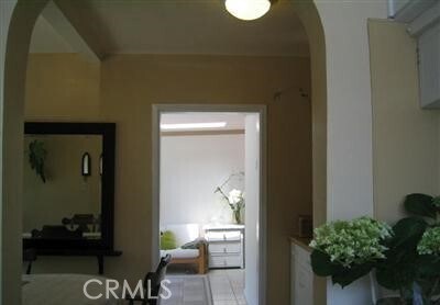 Building Photo - 9658 Live Oak Ave