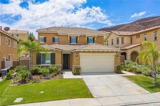 Building Photo - 36407 Yarrow Ct
