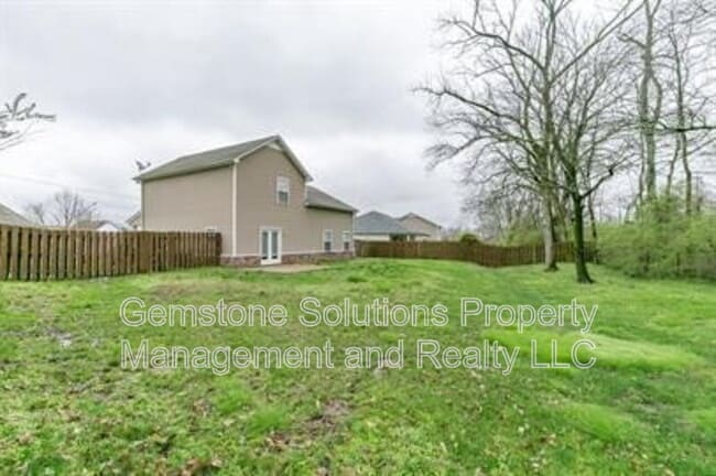 Building Photo - 6017 Chickadee Cir