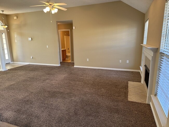 Building Photo - 199 Lancaster Way