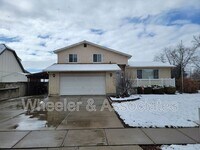 Building Photo - 9218 Alvey Ln