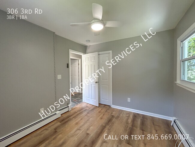 Building Photo - 306 3rd Rd