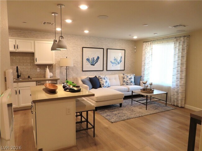 Building Photo - 651 Pickled Pepper Pl