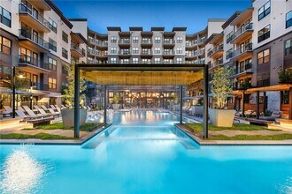 Building Photo - 5180 Peachtree Blvd