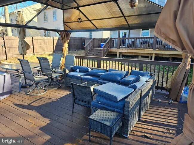 Building Photo - 3108 Sounding Dr