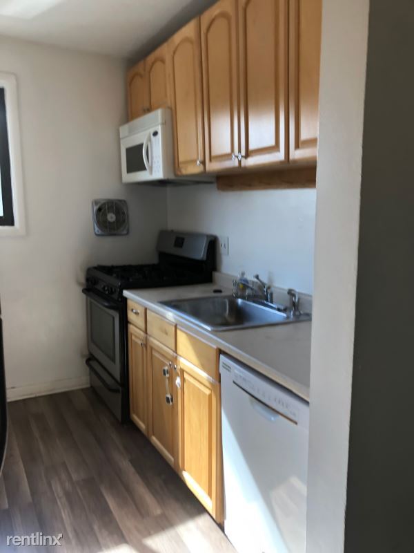Building Photo - 1 br, 1 bath Condo - 2846 E Annandale Rd 3...