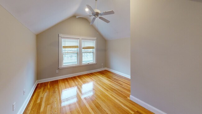 Building Photo - 72-74 Harlow St