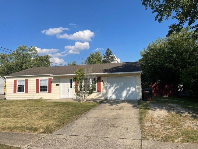 Primary Photo - 28 Moore Dr