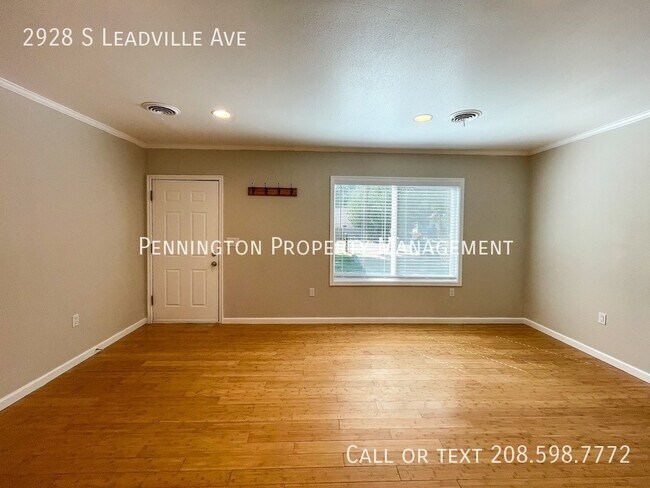 Building Photo - 2928 S Leadville Ave